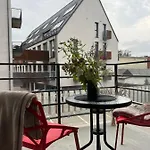 Cosy 1 Bedroom In The Heart Of Old Town With Parking Lejlighed *