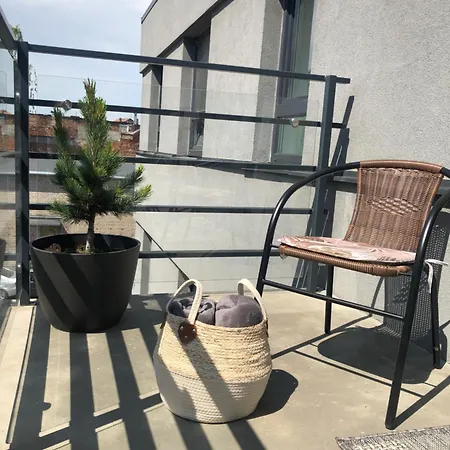 Cosy 1 Bedroom In The Heart Of Old Town With Parking