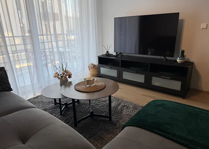 Cosy 1 Bedroom In The Heart Of Old Town With Parking Appartement *